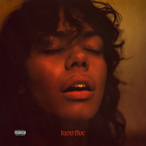 老头拔了奶罩吃奶
